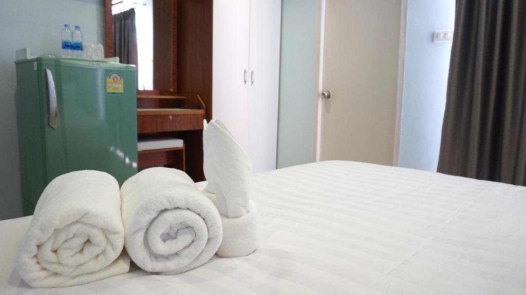 Naka Dream Hotel HHQ Zimmer foto